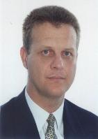 28 - José Marinzeck